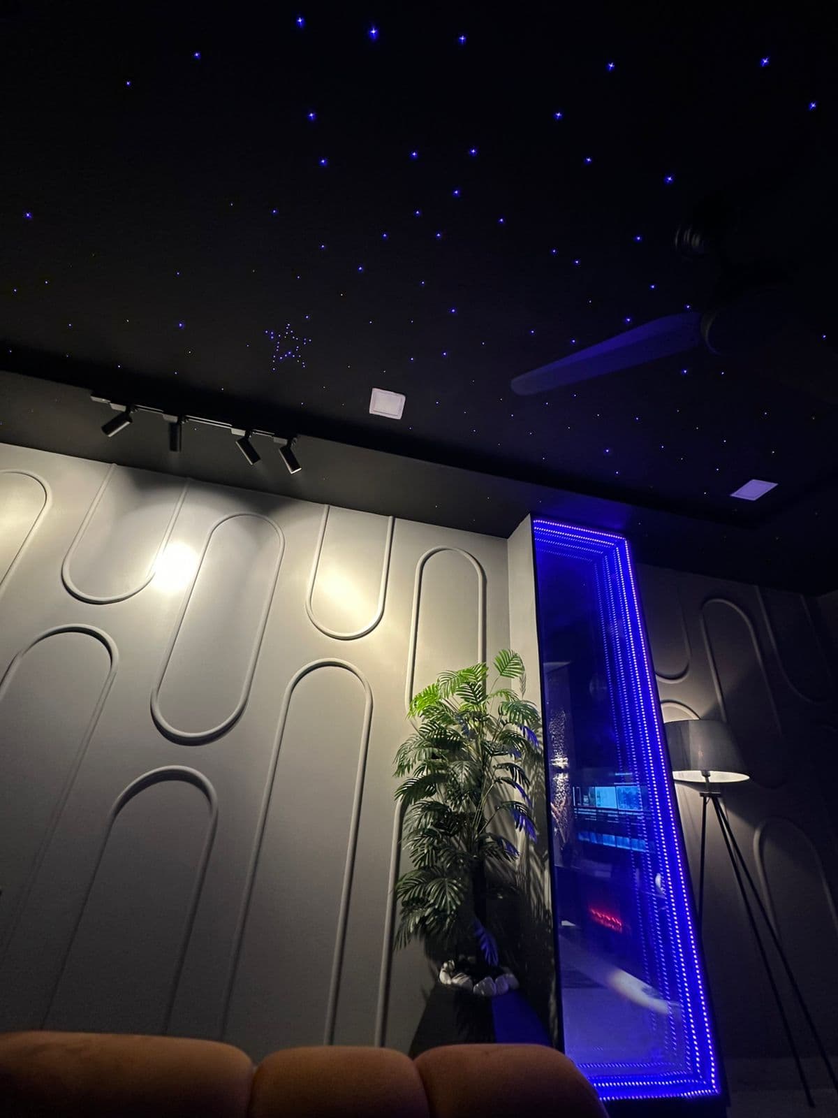Infinity Lounge — 5